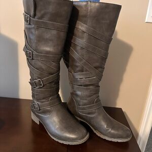 Women's Gray Knee-High Boots - large calf